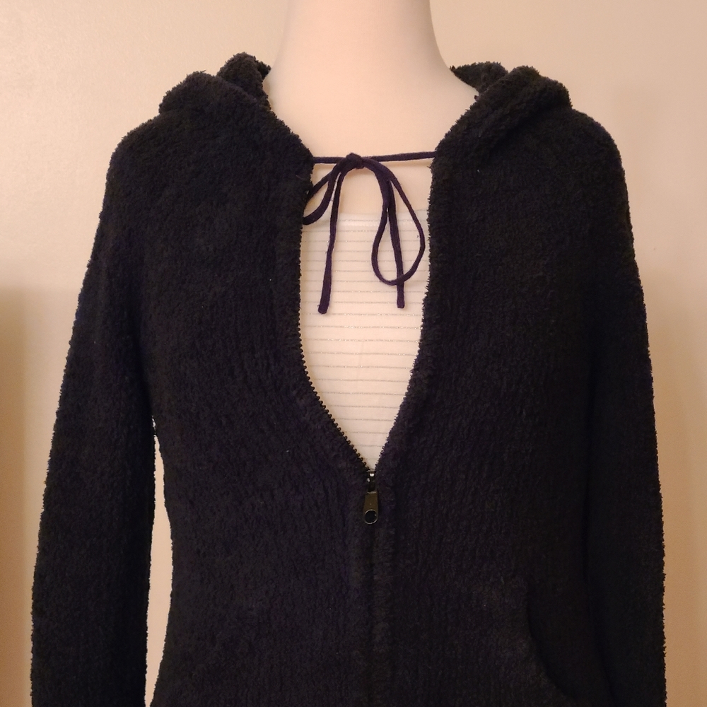 J.J. Basics size L black jacket